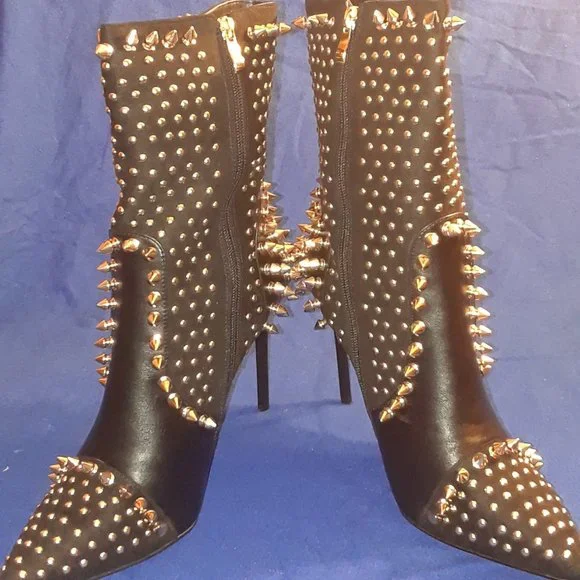 AZALEA WANG SPIKED "DIABELSTAR BHADDIE" STILETTO BOOTIE IN BLACK - Picture 8 of 9
